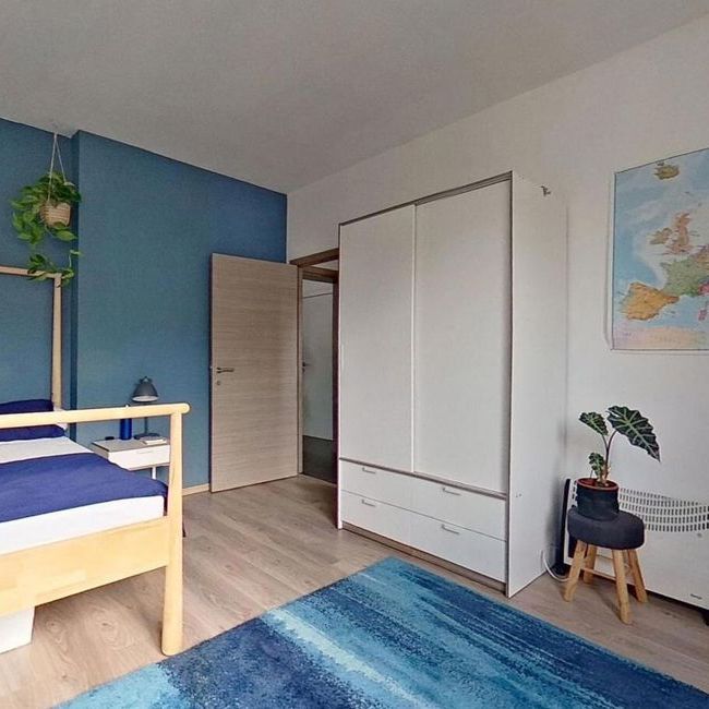 Appartement te huur in Anderlecht voor € 1.000 met 1 slaapkamer - Photo 1