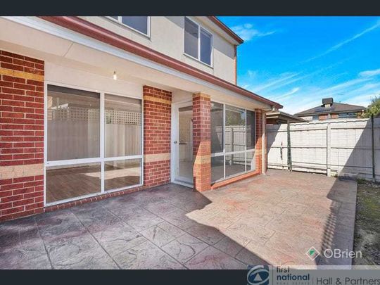 8 Sylvan Avenue, 3173, Keysborough Vic - Photo 1