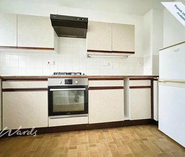 2 bedroom semi-detached house to rent - Photo 5