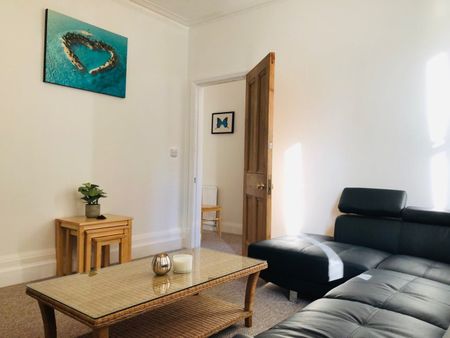 2 Bed Flat, Hayes Court, SE5 - Photo 3