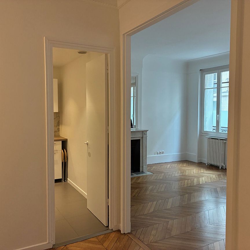 75116, Paris - Photo 1