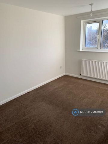 2 bedroom maisonette to rent - Photo 3