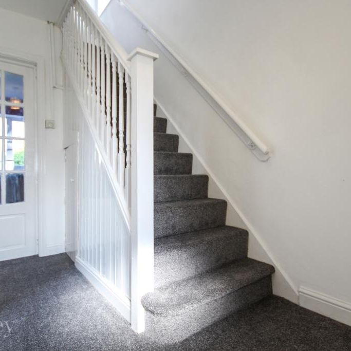 3 bedroom end of terrace house to rent - Photo 1