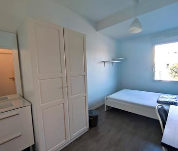 Location Appartement 5 pièces 93m² NANTES 44200 - Photo 3