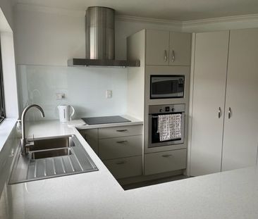 Family Affair Fixed Term Only - Photo 3