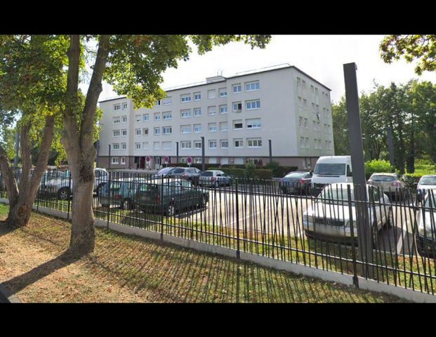 Location Appartement 3 pièces 67 m² Louviers - Photo 1