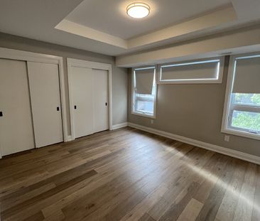 427 Ravenhill Avenue - 3 - Photo 4