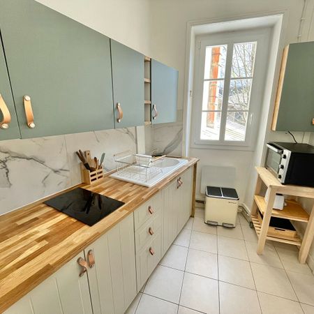 Location Appartement 1 pièce 25m² - Photo 3