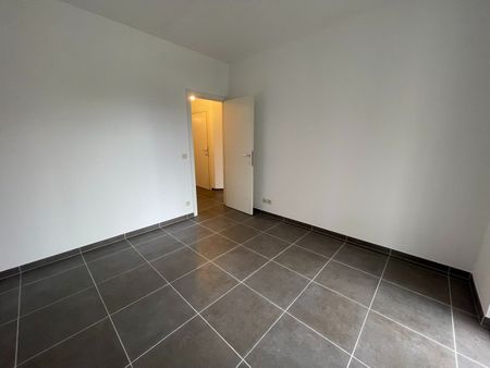 Gelijkvloers appartement te huur in het hartje van Aalst - Photo 2