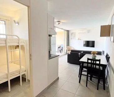 Trois pièces meublé de 40m² avec terrasse de 14m² et un parking au ... - Photo 2