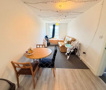 Newton Road, Yeovil, Somerset - Photo 2