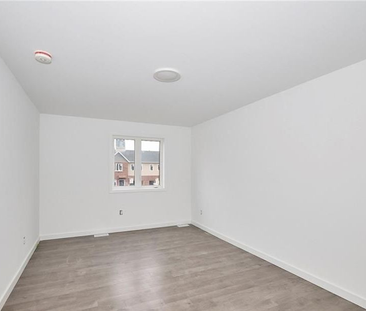 For Lease - 369 CHAFFEY Street, Welland, Ontario - Photo 6