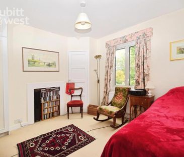 4 bedroom semi-detached house to rent - Photo 6