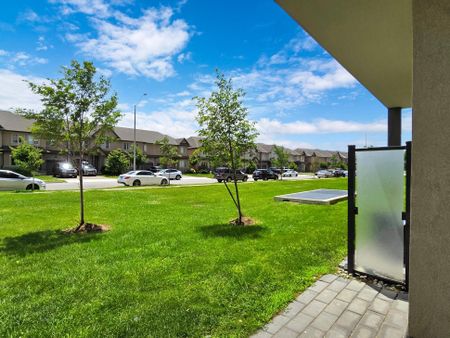 For Lease - 101 Shoreview Place Unit# 111, Hamilton, Ontario - Photo 3