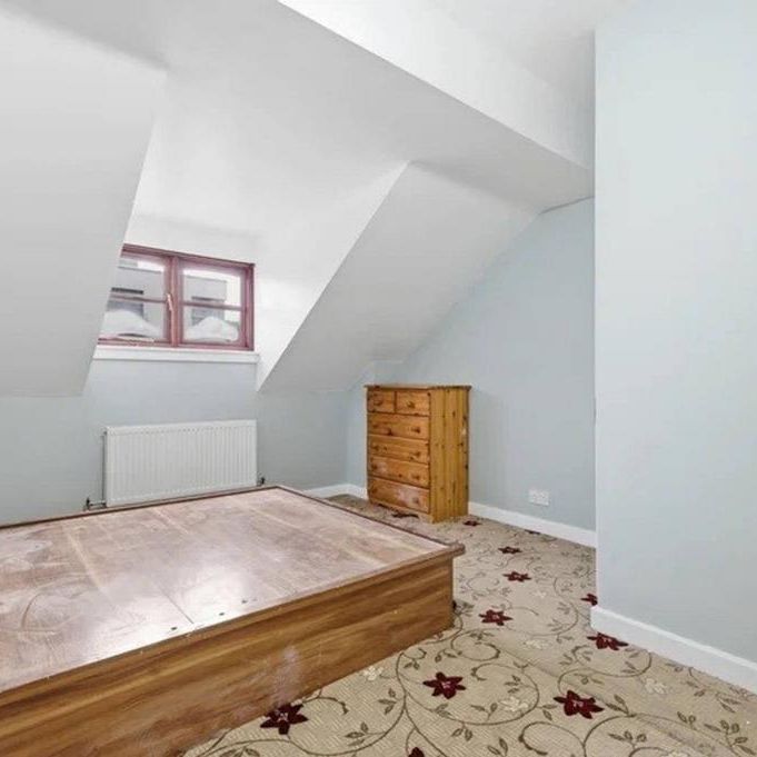 4 bedroom terraced house to rent - Photo 1