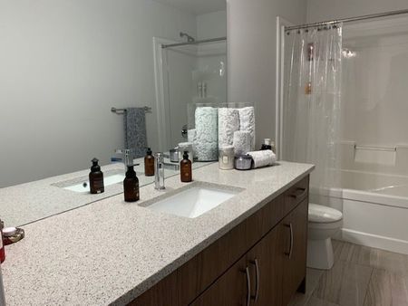For Lease - 827 KLEINBURG Drive, London North, Ontario - Photo 4