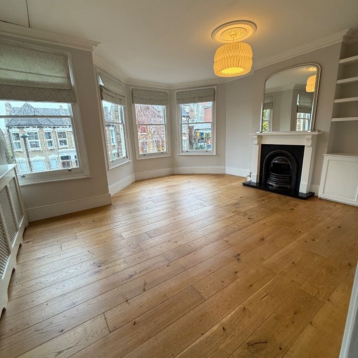 3 Bed Flat, Burgoyne Road, N4 - Photo 1