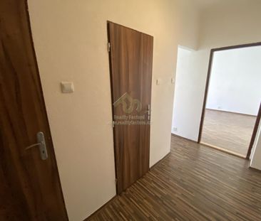 Pronájem bytu 2+1 56 m², 1. máje, Hrádek - Photo 6