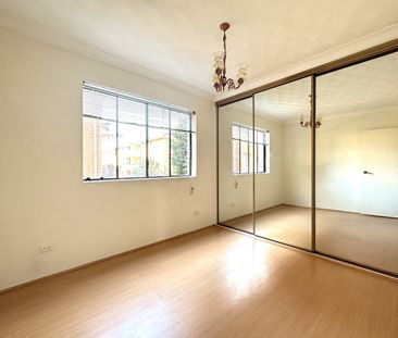 LOCATION & LIFESTYLE IN ONE! - Photo 3