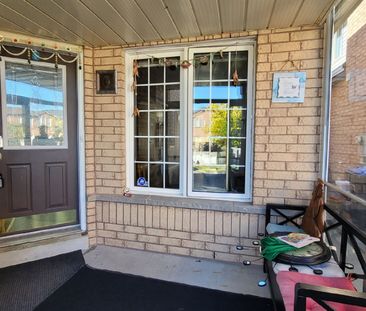 For Lease - 5794 Gant Crescent Unit# Upper Home, Mississauga, Ontario - Photo 1