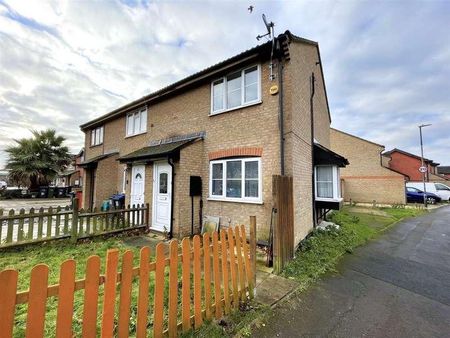 Varley Way, Colliers Wood Borders, CR4 - Photo 2