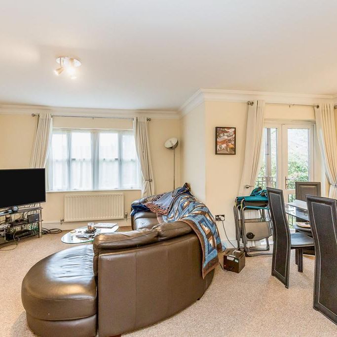 2 bedroom flat to rent - Photo 1