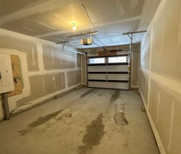 For Lease - 2928 Whites Road, Pickering, Ontario - Photo 3