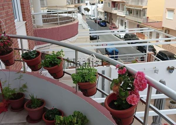 Alquiler de piso en Poniente-Faro