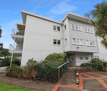 Riverside Apartment 2 Bedroom - Photo 4