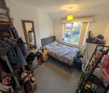 3 bedroom private hall to rent - Photo 1