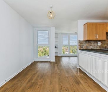 2 bedroom apartment to rent Manor Court, Weybridge, KT13 - Photo 1