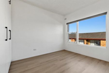 Beachside Living - Photo 2