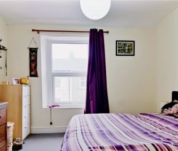 2 Bed 1 Bath - Photo 5