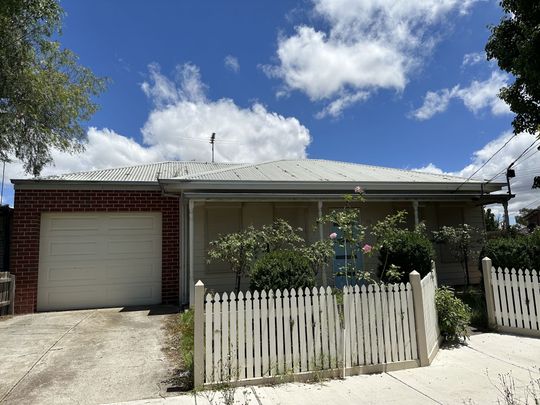 51 Yallourn Street Ardeer VIC - Photo 1