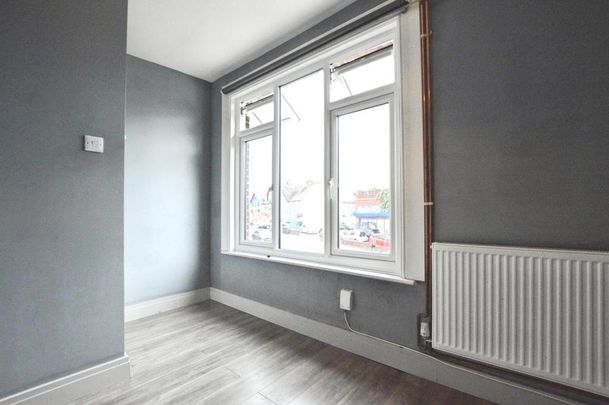 2 bedroom maisonette to rent - Photo 1