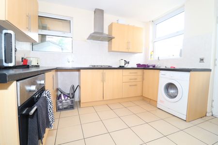 Pen Y Wain Road, Roath - Photo 2