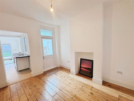 Pembroke Road, CARDIFF - Photo 3