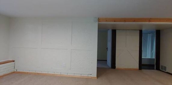 One bedroom basement suite for rent - Photo 2