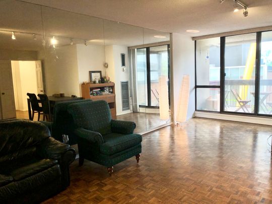 For Lease - 89 McCaul Street Unit# 517, Toronto, Ontario - Photo 1