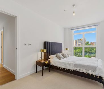 3 bedroom flat to rent - Photo 5