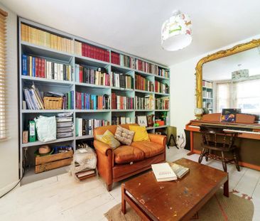 3 bedroom semi-detached house to rent - Photo 3