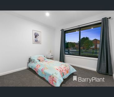 7 Harleston Street, St Albans, Vic 3021 - Photo 3