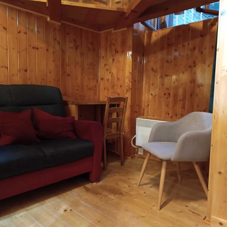 Pronájem bytu atypický 18 m2 - Fotografie 1