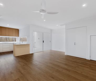 Modern, Spacious & Perfectly Positioned – Vale Townhomes, Bray Park - Photo 2