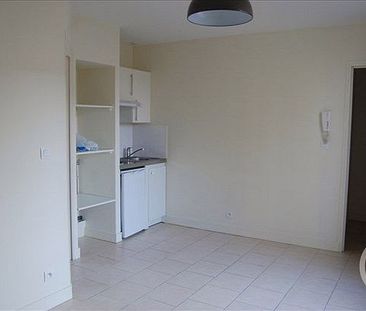 appartement à louer 2 pièces - 30 m2 CHATEAUROUX - 36 - Photo 4