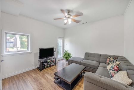 For Lease - 109 Botfield Avenue, Toronto, Ontario - Photo 3