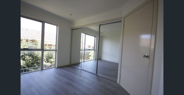 CONVENIENCE IN CENTRAL SPRINGVALE - Photo 1