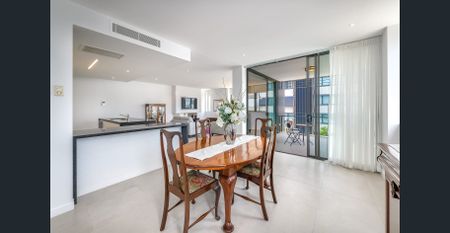 Spacious 2 Bed Apartment in Salacia Waters - Photo 3