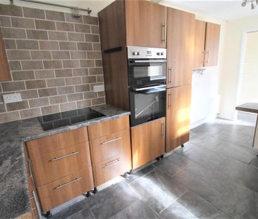 2 bedroom terraced house to rent - Photo 6