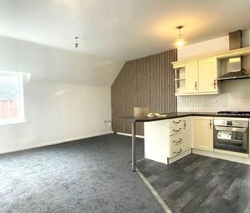 2 bedroom coach house to rent - Photo 4